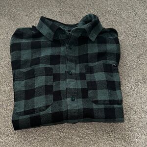 Vans Black and Green Plaid Casual Button Down long sleeve Shirt, worn once